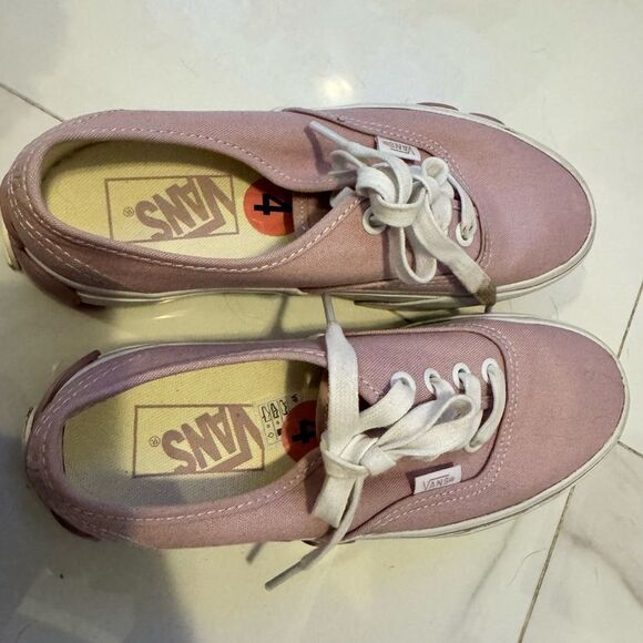 Vans Pink Sneakers Classic Low-Top Style - Picture 5 of 11
